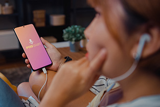 Actueelbericht: 7 Podcast-tips met verhalen en inzichten over jeugd en gezinnen