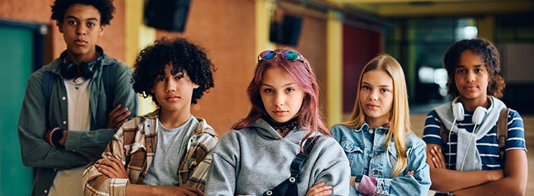 Mentaal welzijn en jongeren | Groep tieners op school