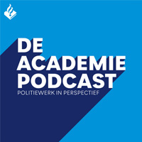 5 podcasts over ouderenmishandeling