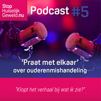 5 podcasts over ouderenmishandeling